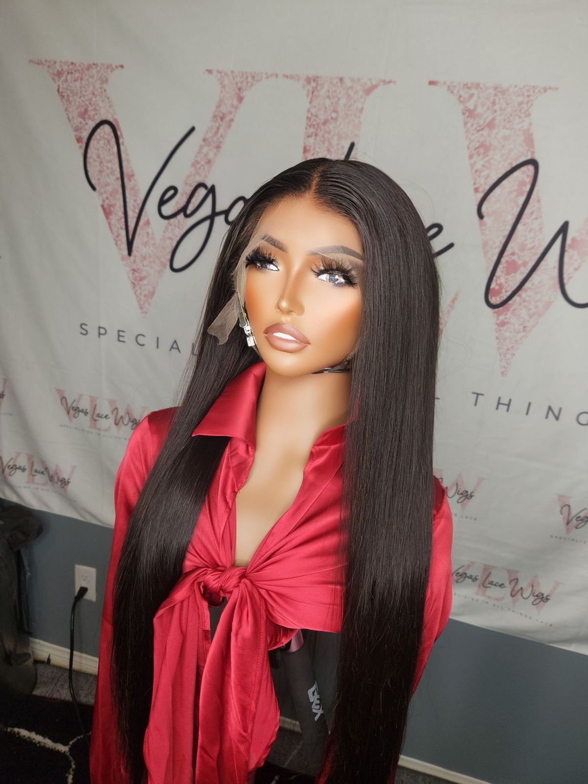 Invisible Lace Straight Wig